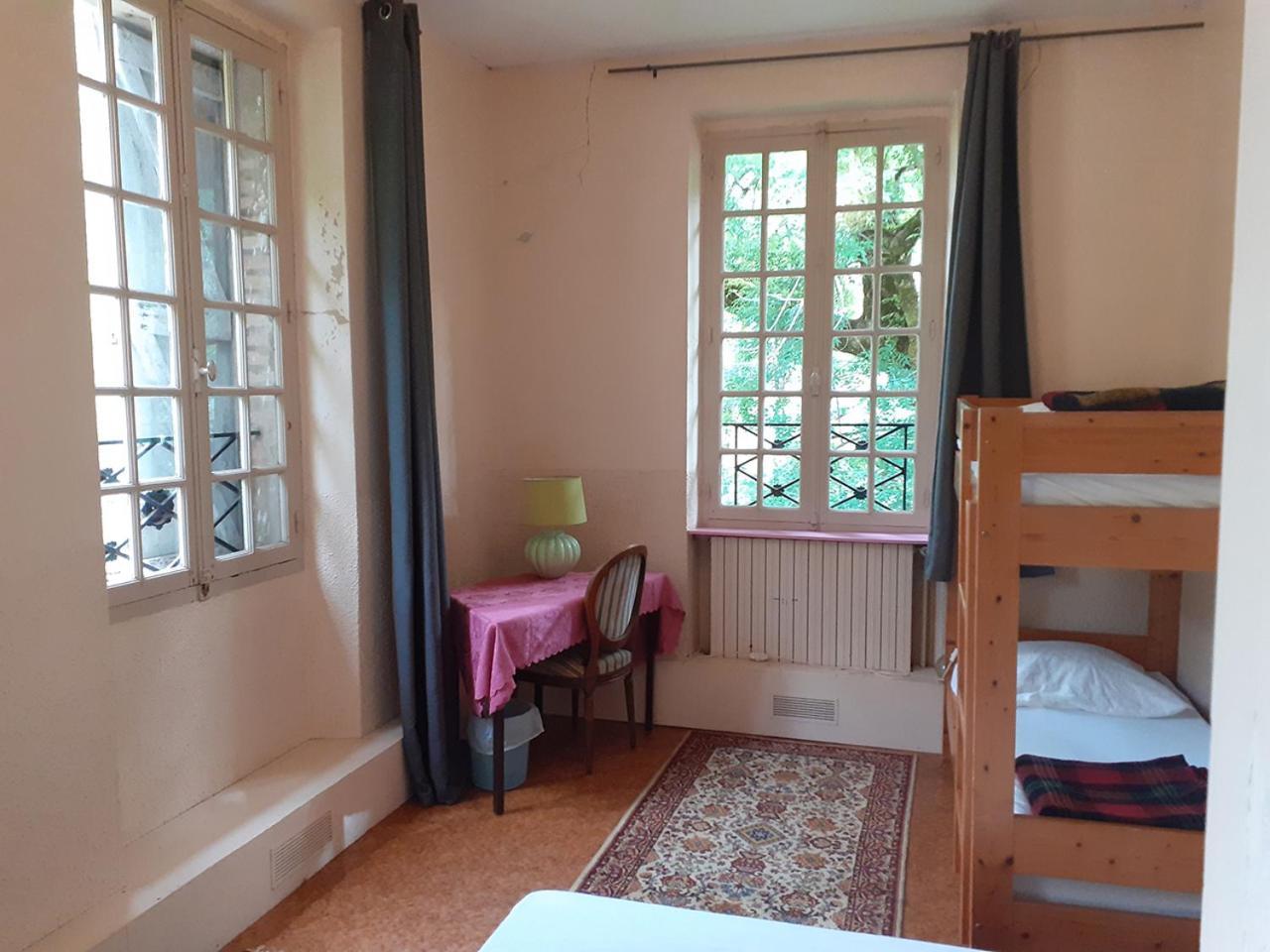 Le Moulin De Saleth Hotel Saint-Antonin Phòng bức ảnh
